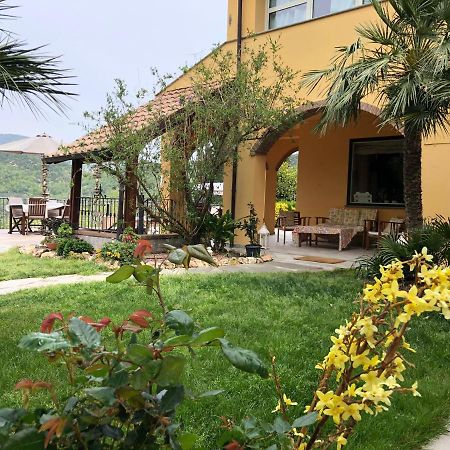 L'Acacia B&B Pietra Ligure Buitenkant foto