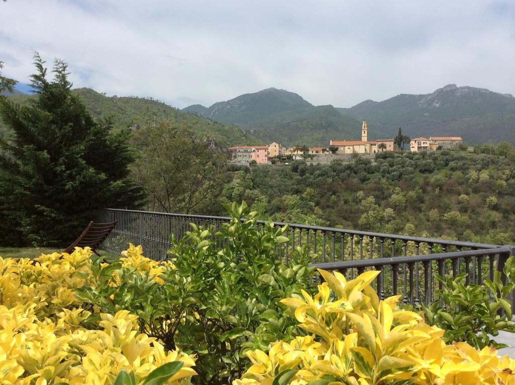 L'Acacia B&B Pietra Ligure Buitenkant foto