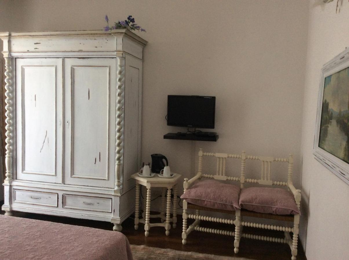 L'Acacia B&B Pietra Ligure Buitenkant foto